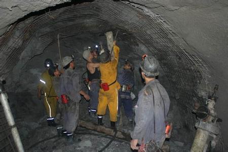 青神工程爆破中的危险因素分析以及应对工程爆破危险的措施